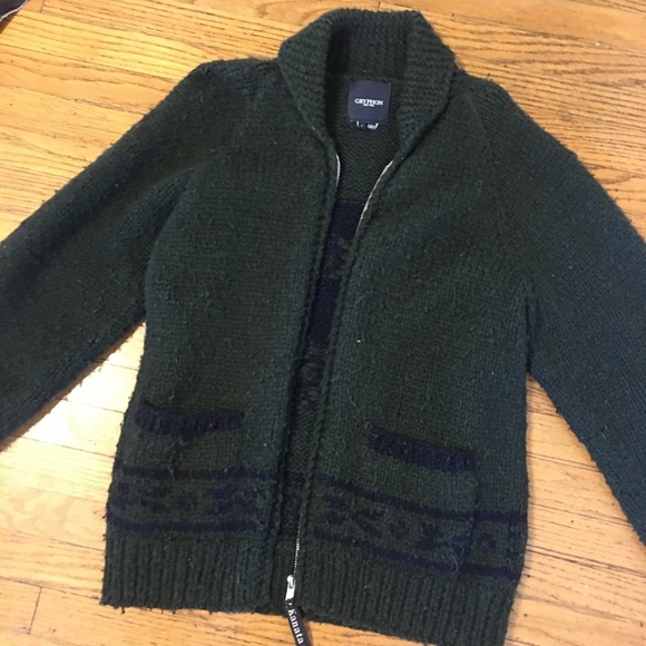 Green & Blue Gryphon Skull Sweater - Picture 4 of 6